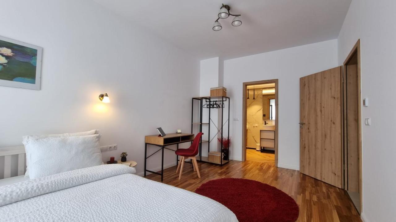 Ferienwohnung Penthouse Cosmopolit Brașov Exterior foto